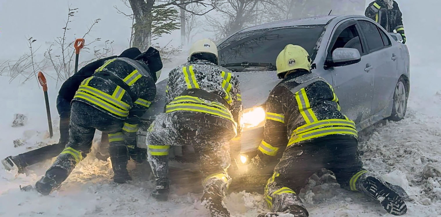 Ουκρανία: Διάσωση 2.500 ανθρώπων από σφοδρή χιονοθύελλα στην Οδησσό