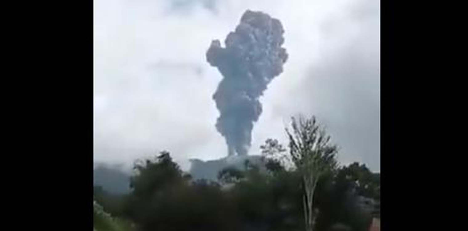 Ινδονησία: Τουλάχιστον 11 νεκροί από την έκρηξη του ηφαιστείου Μαράπι