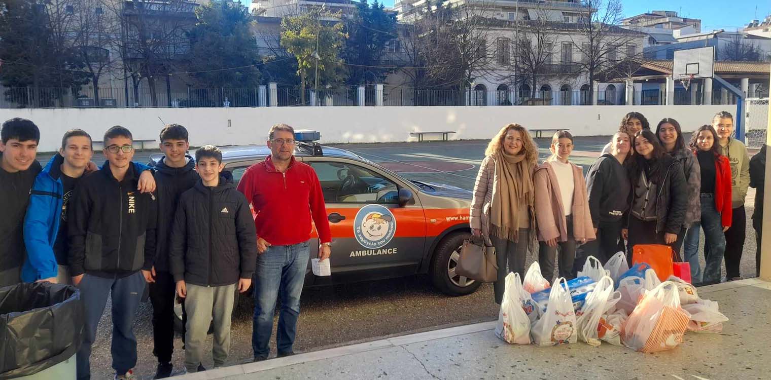 2ο ΓΕΛ Πύργου: Μάθημα ζωής από τους μαθητές – Συγκέντρωσαν τρόφιμα για το “Χαμόγελο του Παιδιού”