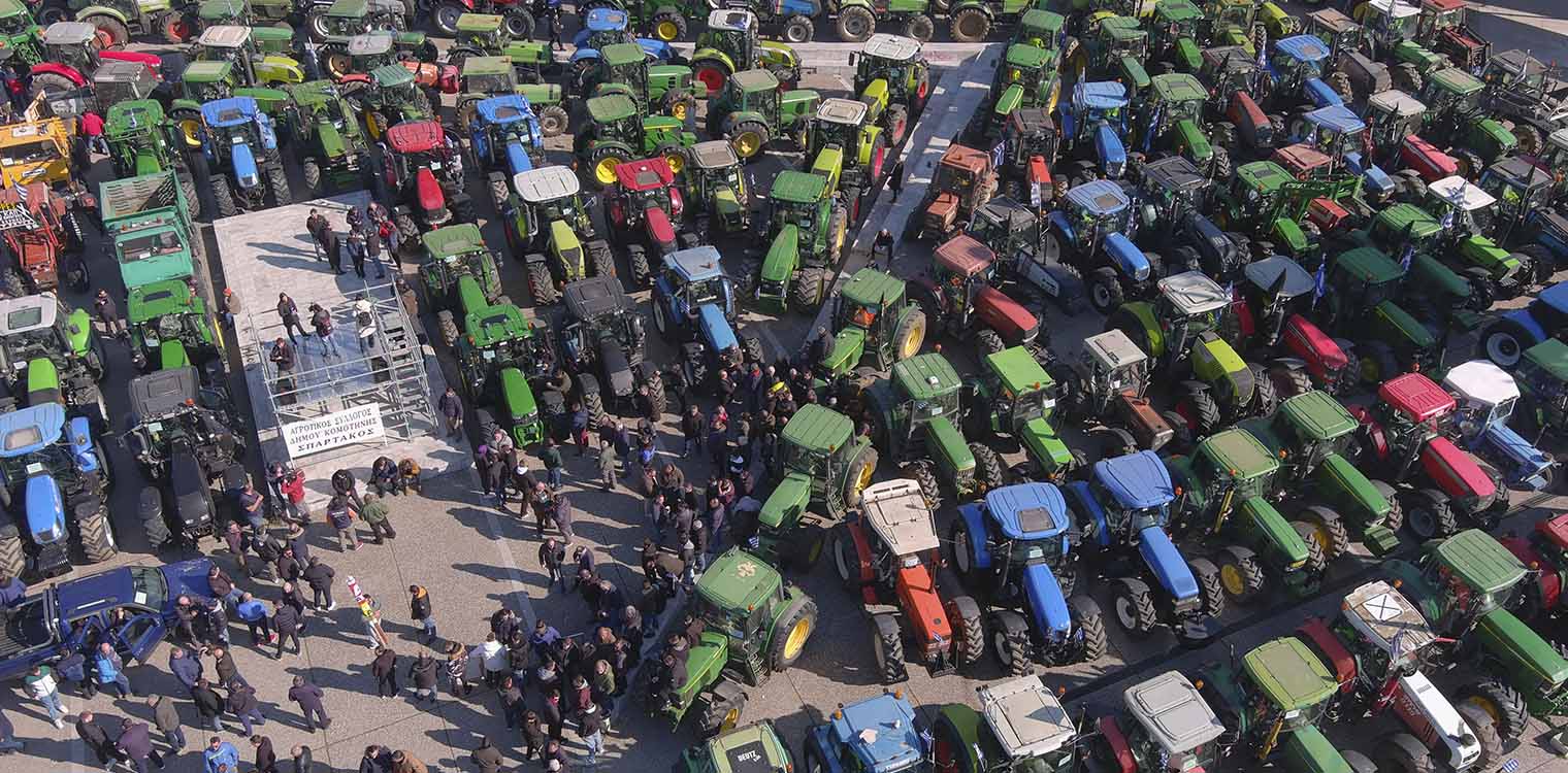 Αγρότες: Δυναμικό «παρών» και από τους Θεσσαλούς στην Agrotica για το μεγάλο συλλαλητήριο - Εκατοντάδες τα τρακτέρ