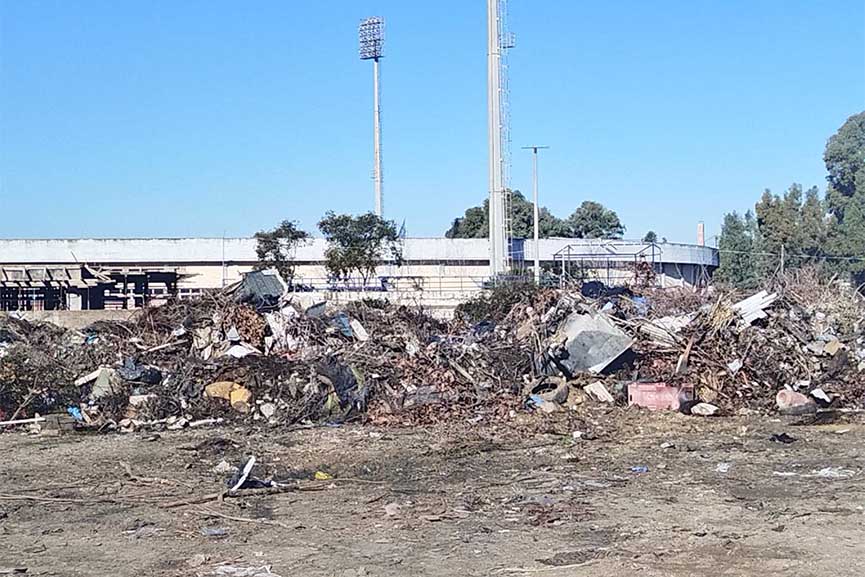 dimos kath stadio xada 4