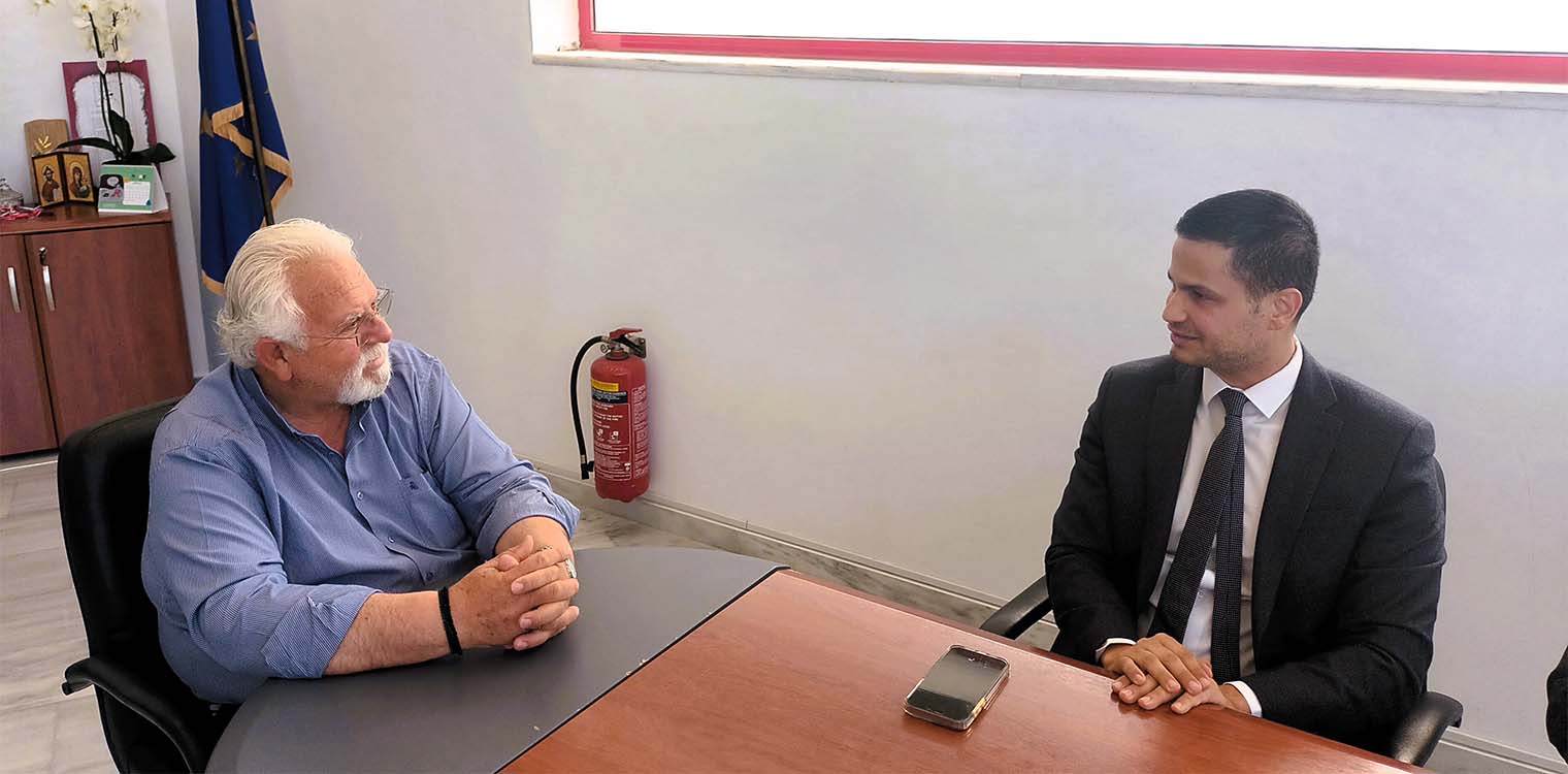 Τον Δήμαρχο Ήλιδας επισκέφθηκε κατά την περιοδεία του στην Ηλεία, ο υποψήφιος Ευρωβουλευτής της Νέας Δημοκρατίας Σ. Καρανικόλας