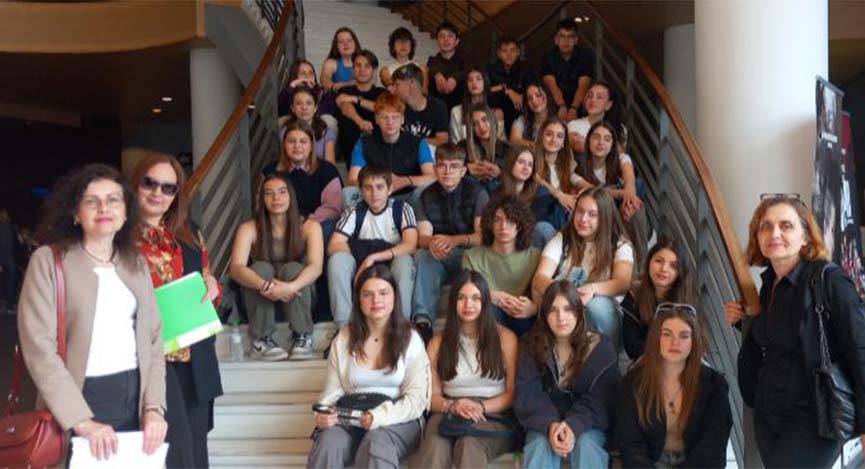 1o gumnasio theatro 5