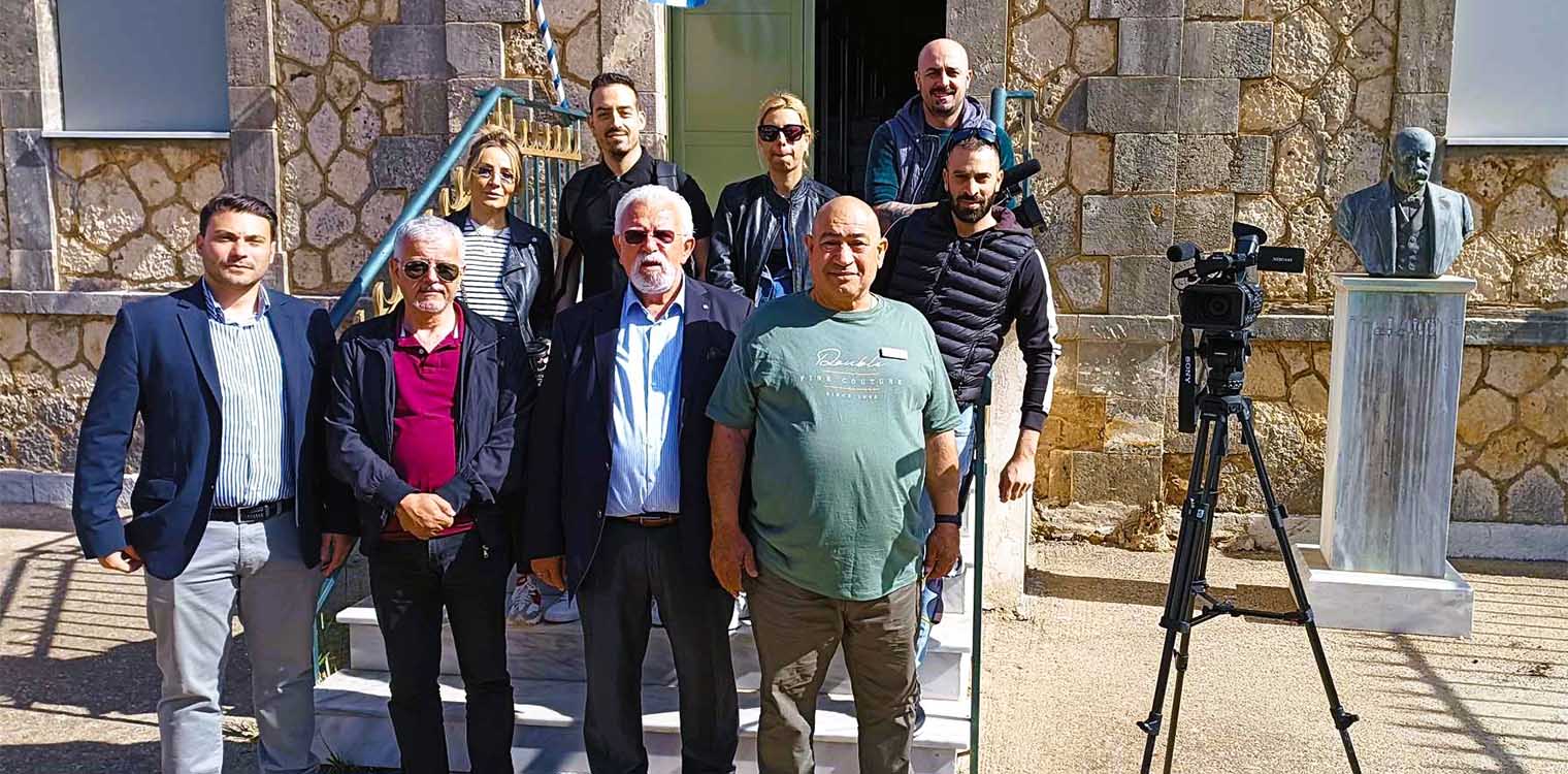 Ο Δήμαρχος Ήλιδας Χ. Χριστοδουλόπουλος υποδέχτηκε στην Αμαλιάδα την Επιτροπή Φιλοξενηθέντων Παιδιών από την Κύπρο το 1974