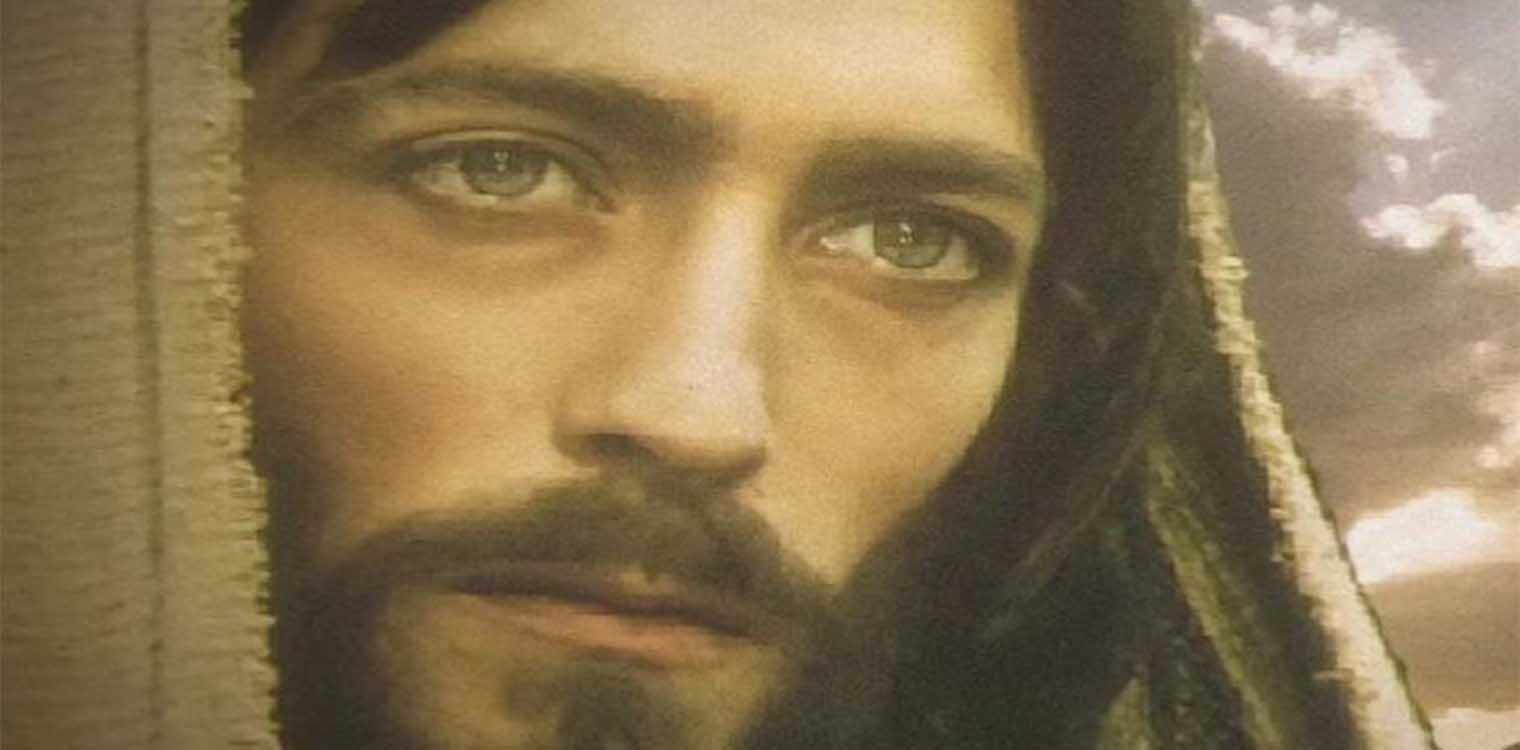Robert Powell: Πώς είναι σήμερα ο πιο διάσημος «Ιησούς» της τηλεόρασης - Ο όρος που του έθεσαν για να υποδυθεί τον Χριστό
