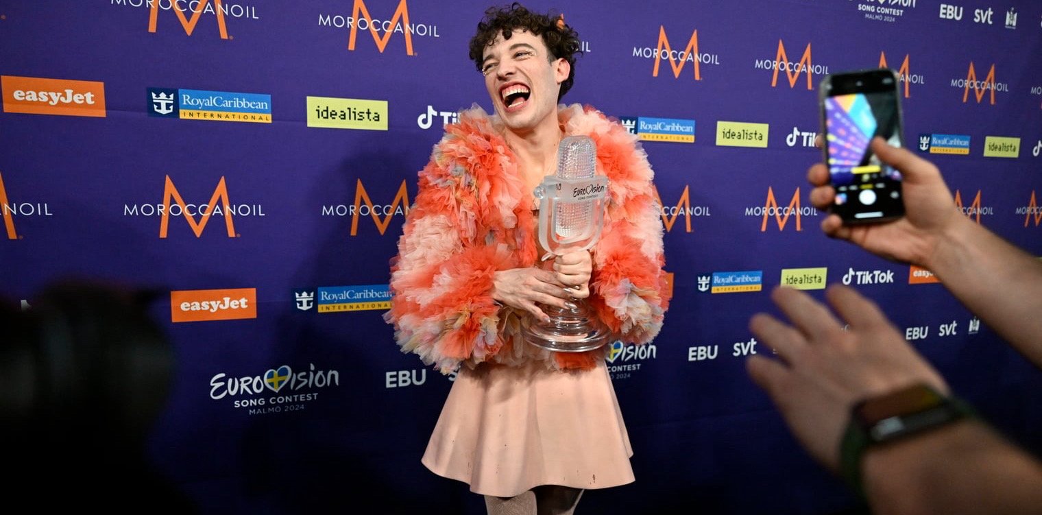 Eurovision 2024: Το Nemo είναι το πρώτο non binary ατόμο που νικά τον διαγωνισμό - Θρίαμβος 36 χρόνια μετά τη Celine Dion