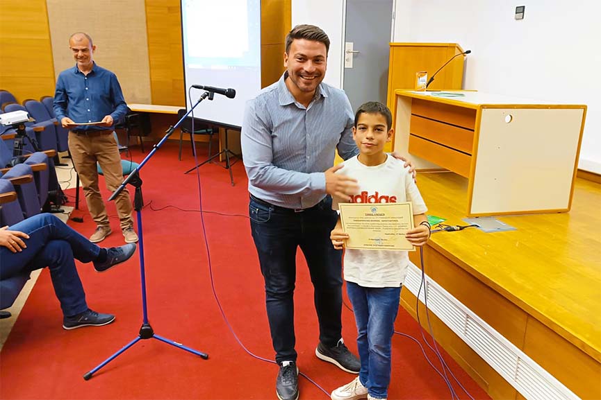 dimos ilida vrav koin 8