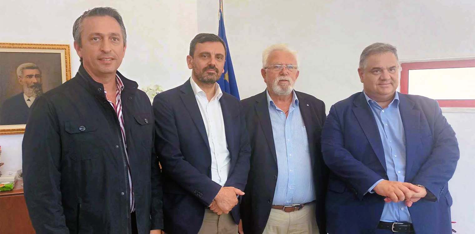 Τα σοβαρά προβλήματα που αντιμετωπίζει ο Δήμος Ήλιδας έθεσε ο Χ. Χριστοδουλόπουλος κατά την επίσκεψη του κυβερνητικού κλιμακίου