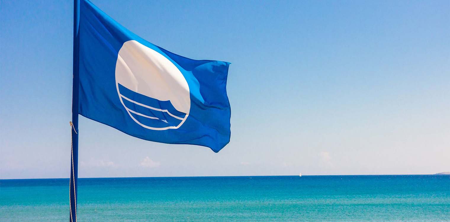 Για ακόμα μία χρονιά η παραλία της Κουρούτας είναι ανάμεσα σε αυτές που θα ανεμίζει η Γαλάζια Σημαία