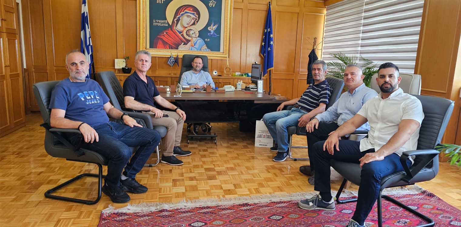 Κοροβέσης: Σειρά επαφών με εκπροσώπους του δημόσιου βίου και της πολιτικής ζωής
