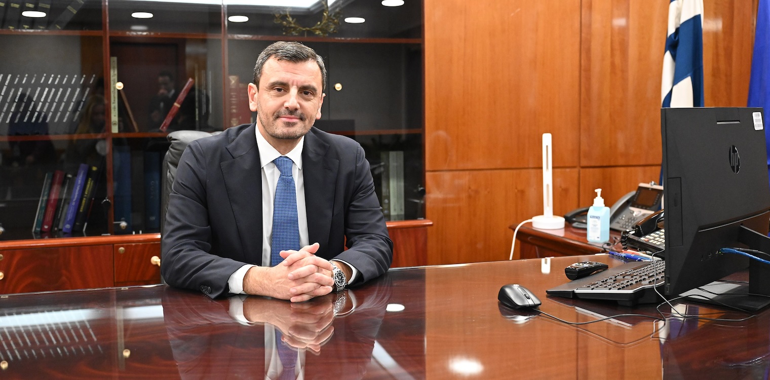 Νικολακόπουλος: "Μήνυμα για τους βαθμούς των Πανελληνίων εξετάσεων"