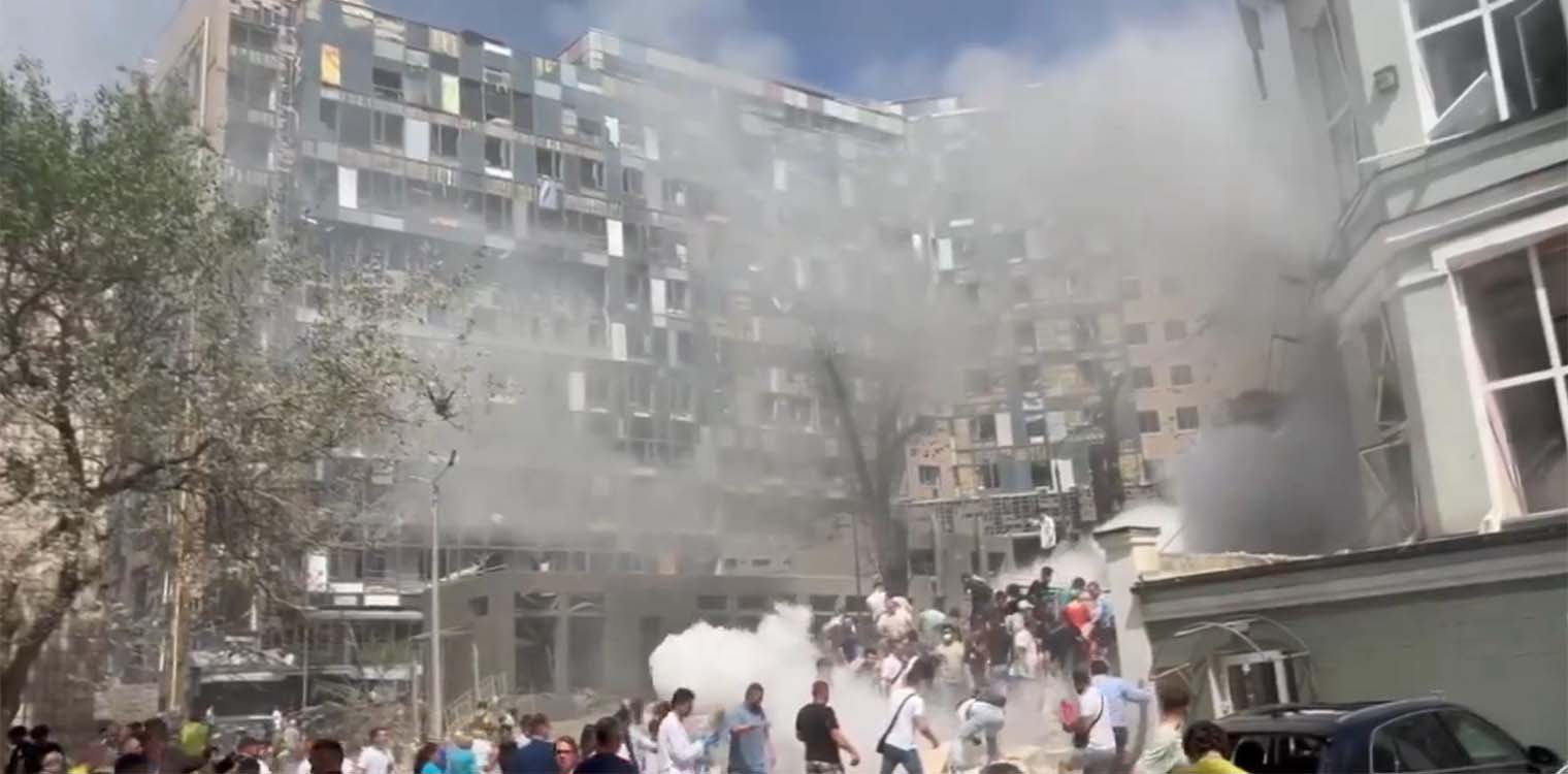 Ουκρανία: Τουλάχιστον 5 νεκροί από ρωσική πυραυλική επίθεση στο Κίεβο - Επλήγη και νοσοκομείο παίδων