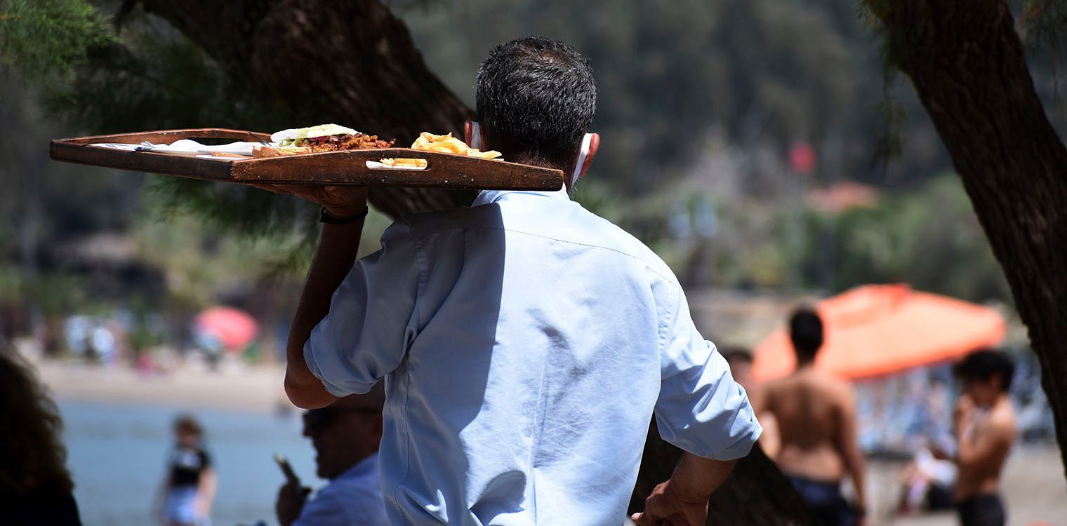 Νόμιμη η εργασία 15χρονων - Σωρεία καταγγελιών, εδώ και 20 χρόνια η σύσταση για αύξηση των ορίων ηλικίας