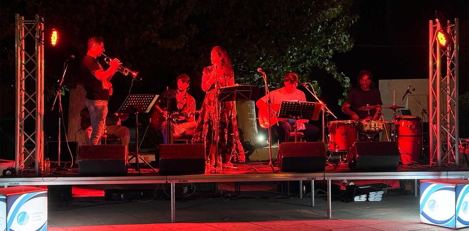 Ξεχωριστή μουσική βραδιά στον Άγιο Ιωάννη Πύργου - Κέρδισαν το κοινό οι «Tanque Harmonica Music Band»