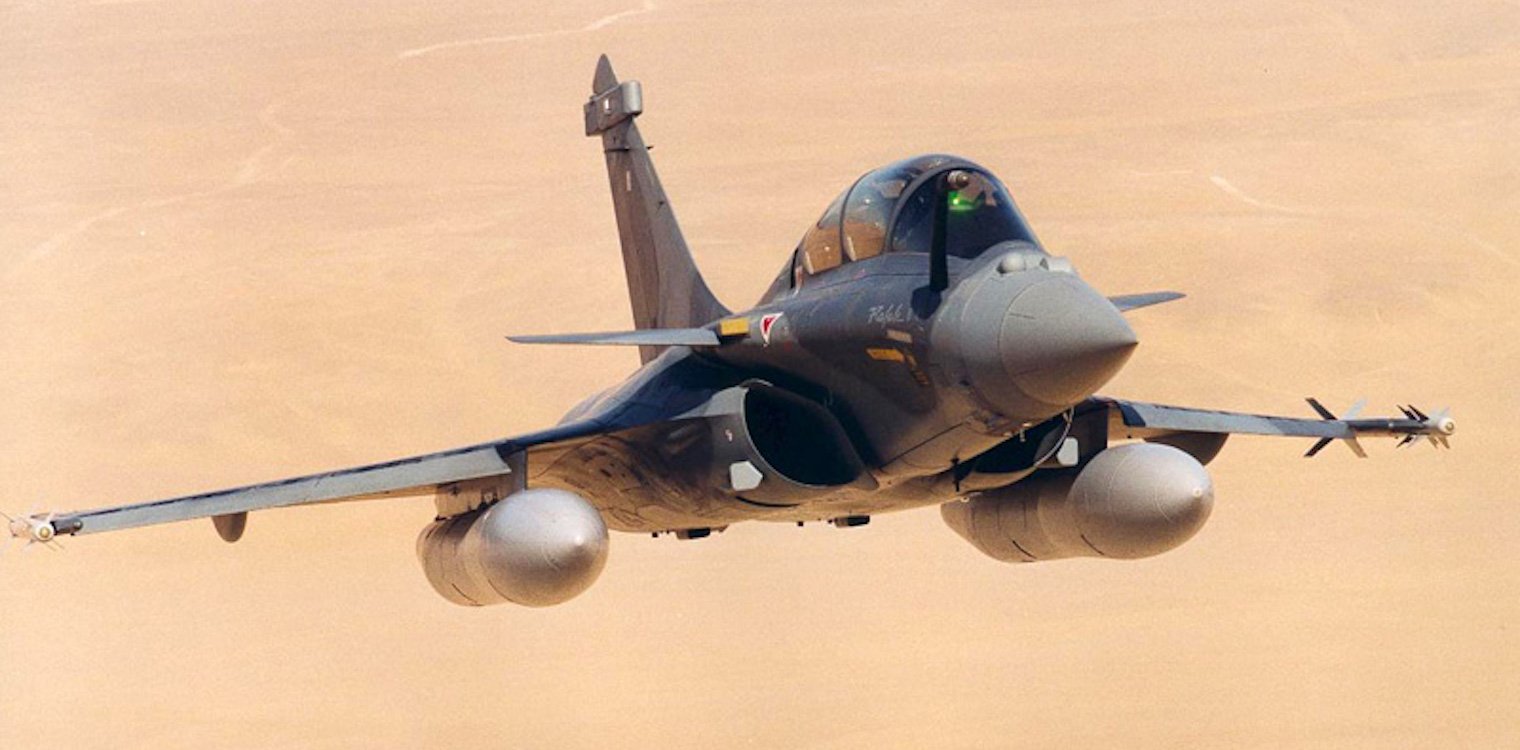 Σύγκρουση δύο γαλλικών Rafale ανατολικά του Παρισιού - Σώος ένας πιλότος, αναζητούνται δύο ακόμη
