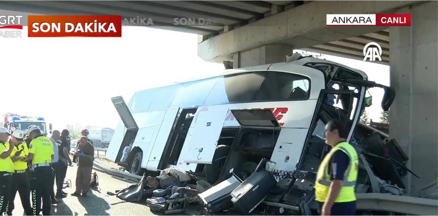 Τουρκία: 9 νεκροί από πρόσκρουση λεωφορείου σε μπαριέρες κάτω από γέφυρα - Φόβοι ότι ο οδηγός κοιμήθηκε στο τιμόνι
