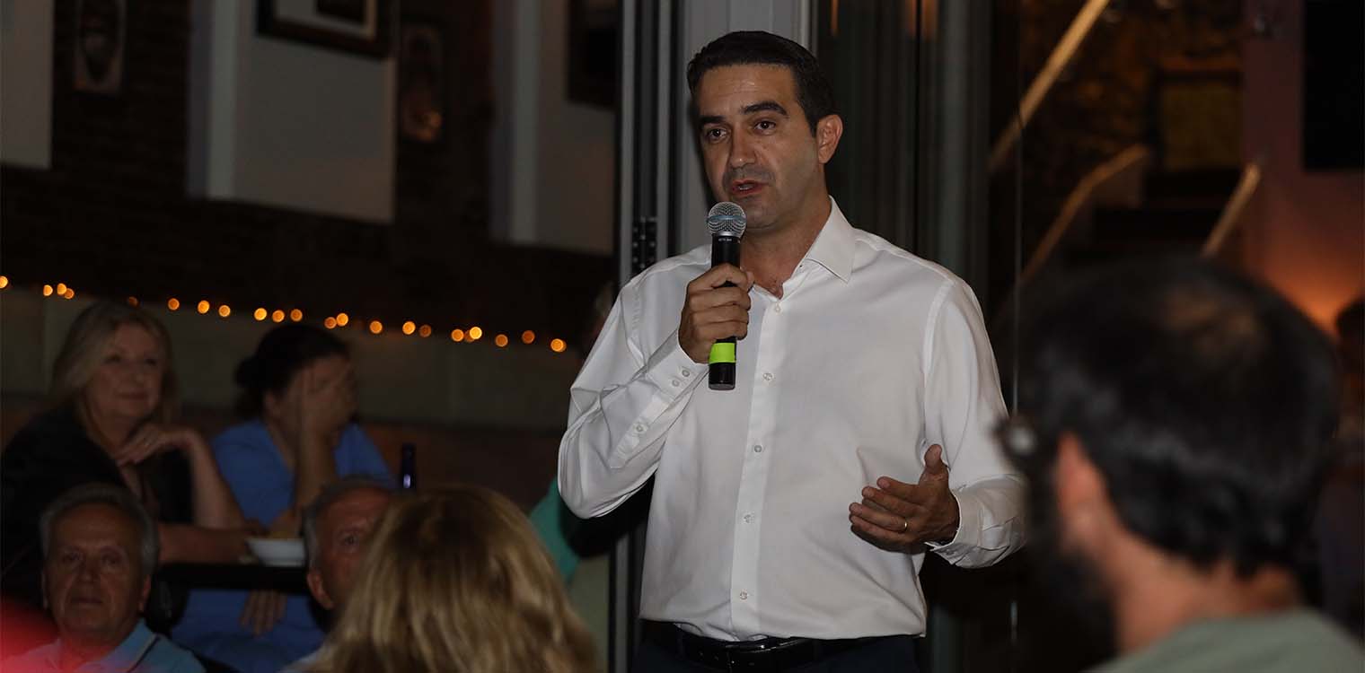 Κατρίνης: Κάποιοι αποφεύγουν να μιλήσουν καθαρά - Το ΠΑΣΟΚ πρέπει να πει με ποιους είναι και με ποιους δεν είναι