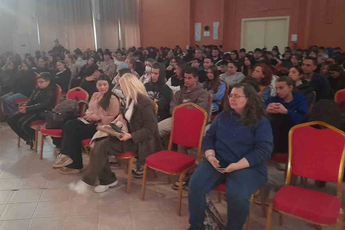kalikomo gel parastasi 4