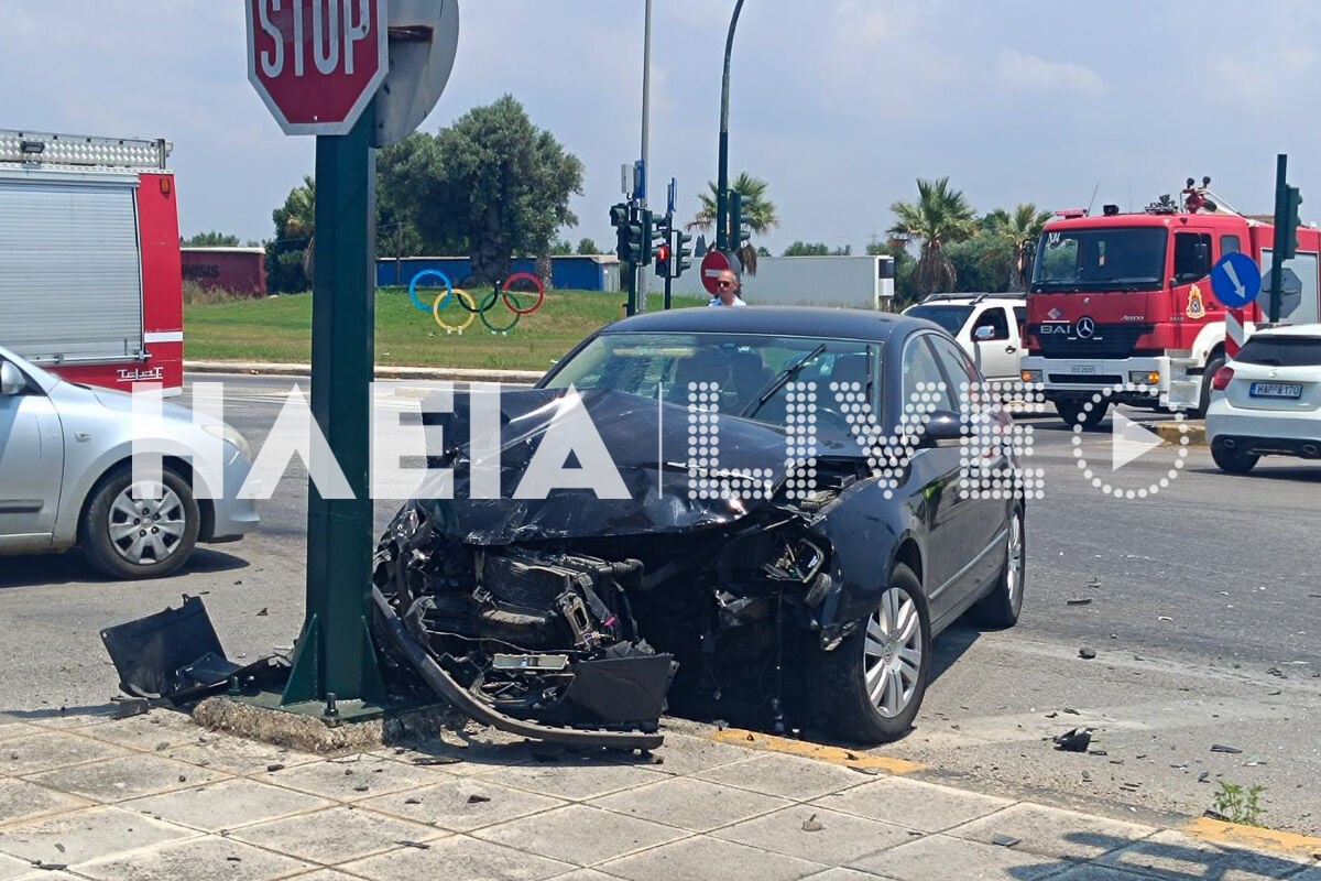 ΠΑΤΡΩΝ - ΠΥΡΓΟΥ: Τροχαίο με 2 ΙΧ - Σφοδρή σύγκρουση - ΦΩΤΟ Troxaio papakasela 3