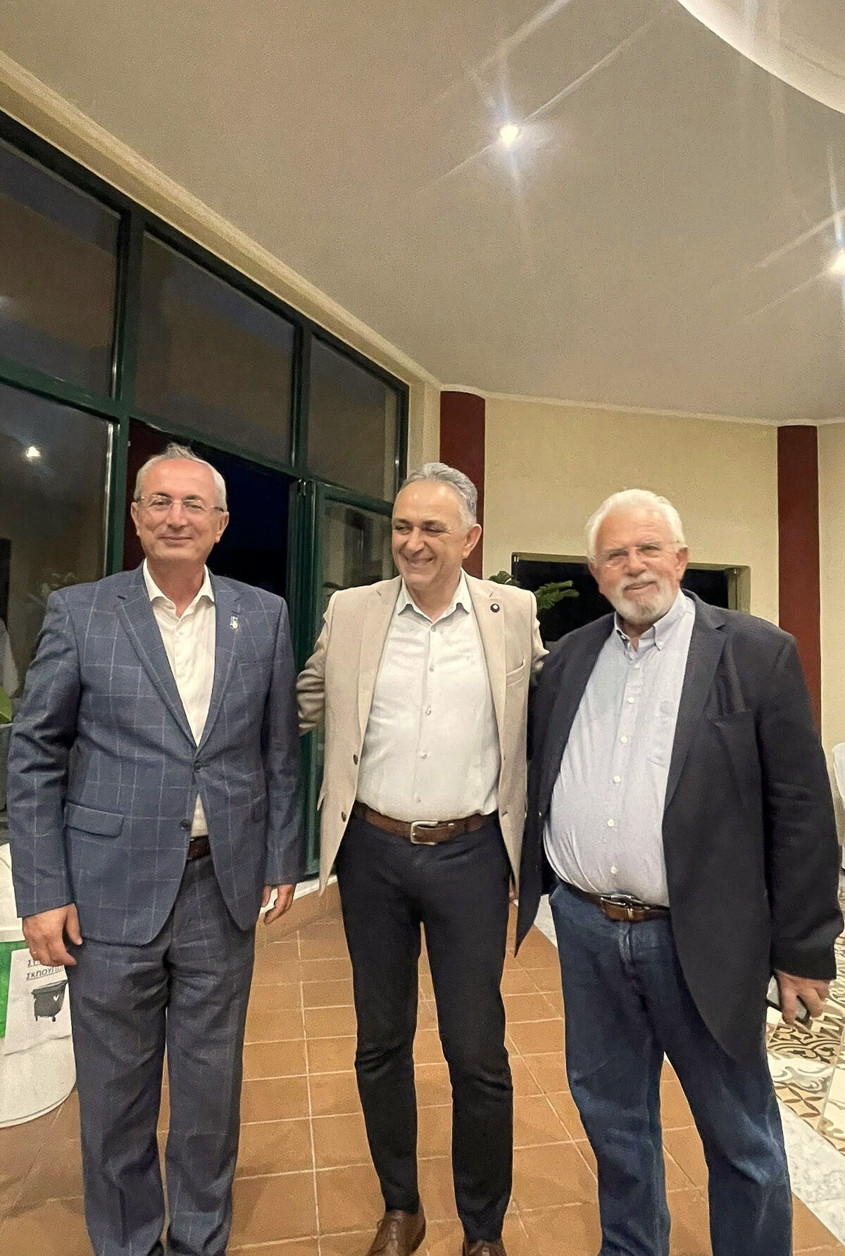 Limnes Sunedriasi 3
