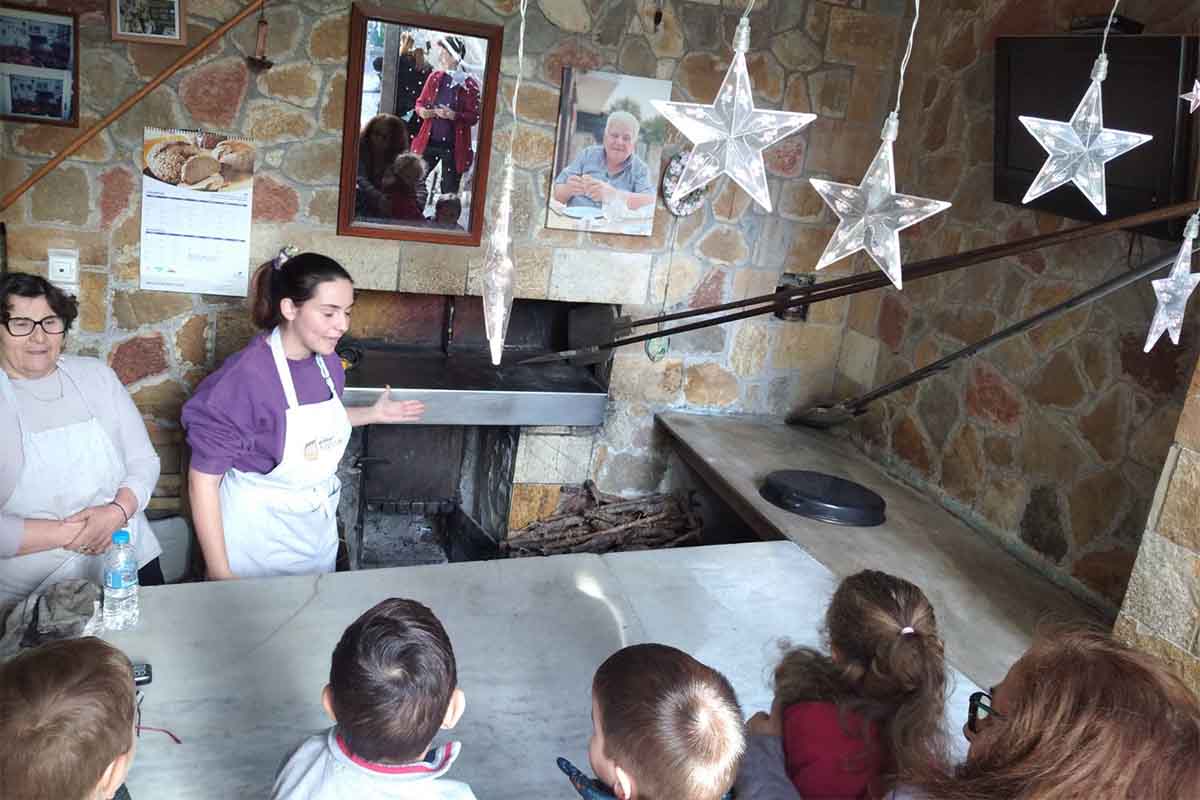 paidikos makrisia fournos 4