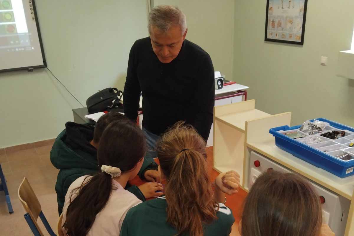 1ο gumn stem 3