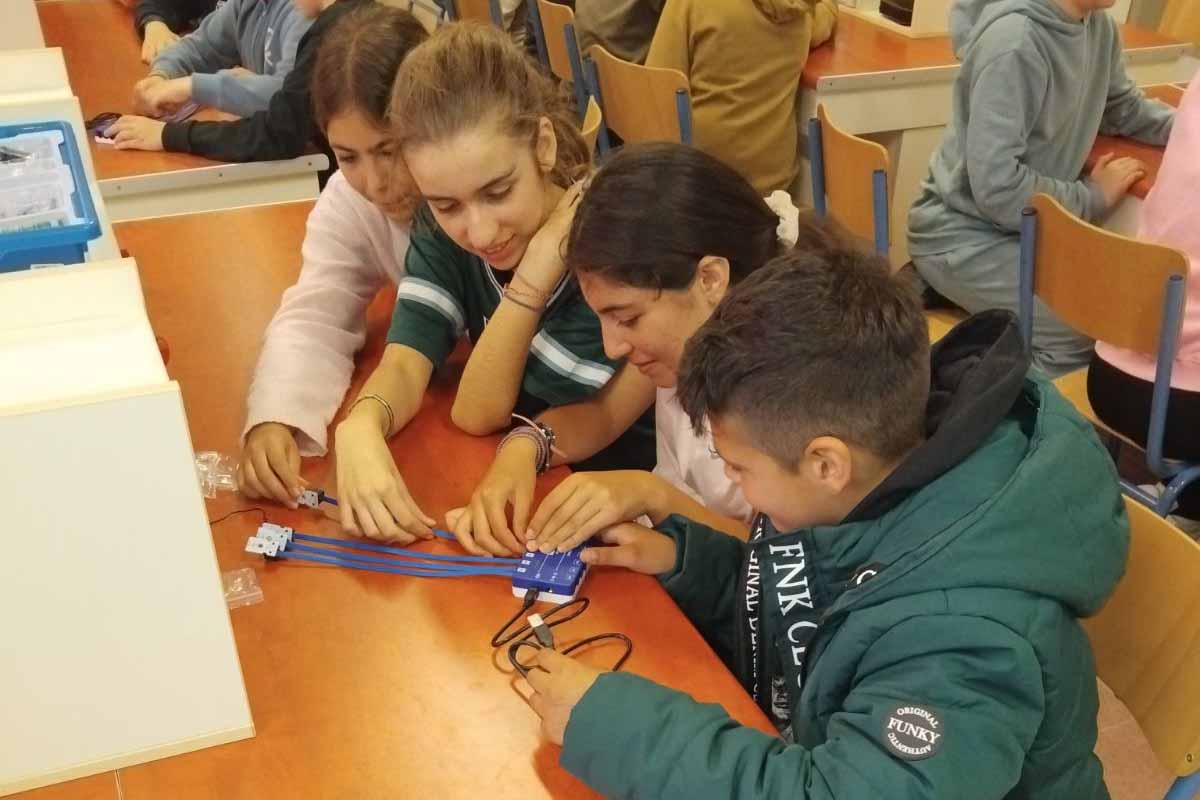 1ο gumn stem 6