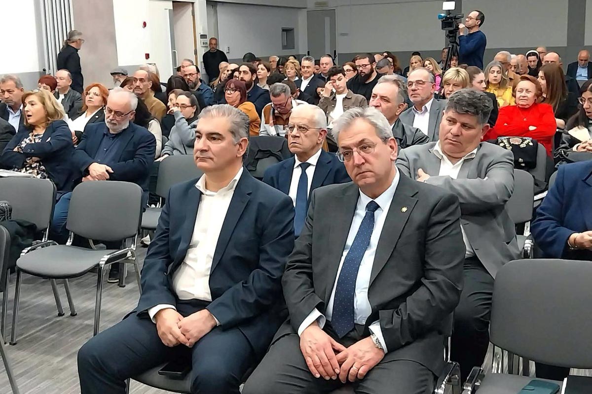 lefkoma asynodeuton kuprou 11