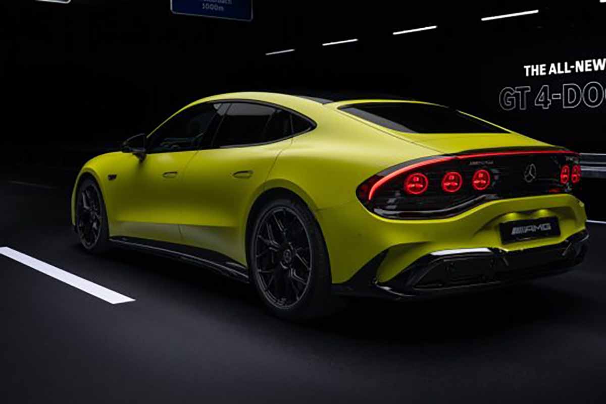 mercedes gt4 carzine 1