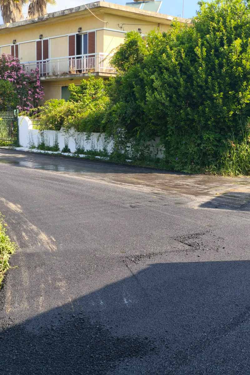 dt asfaltostrosi manolada kapeleto 44