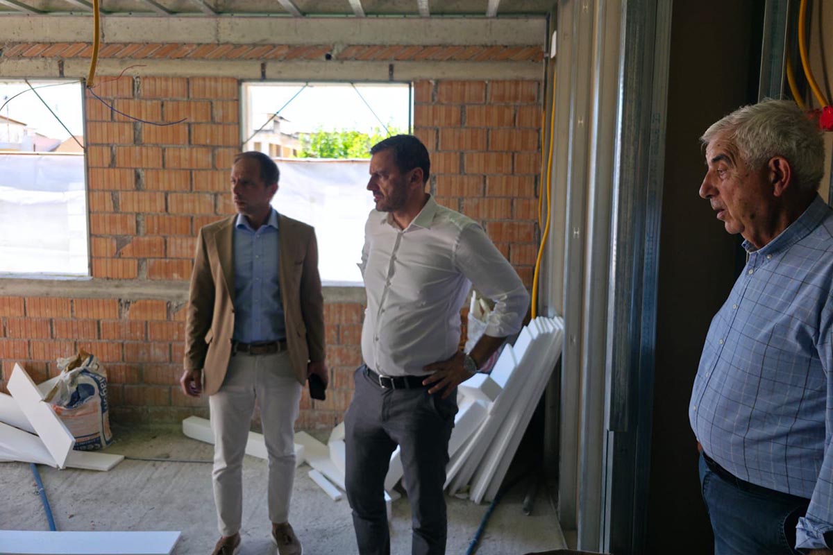 dt nikolakopoulos AT olumpias 2