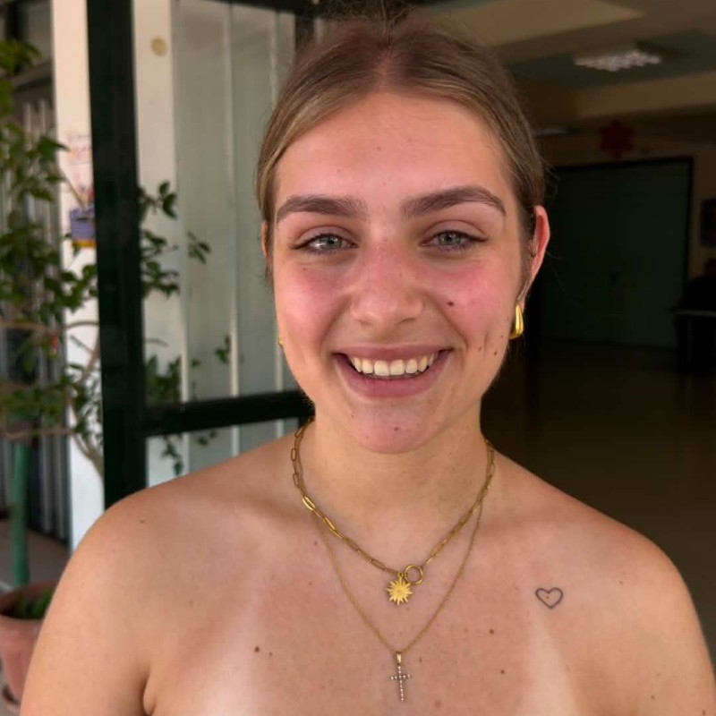 nakou felia 1ogel