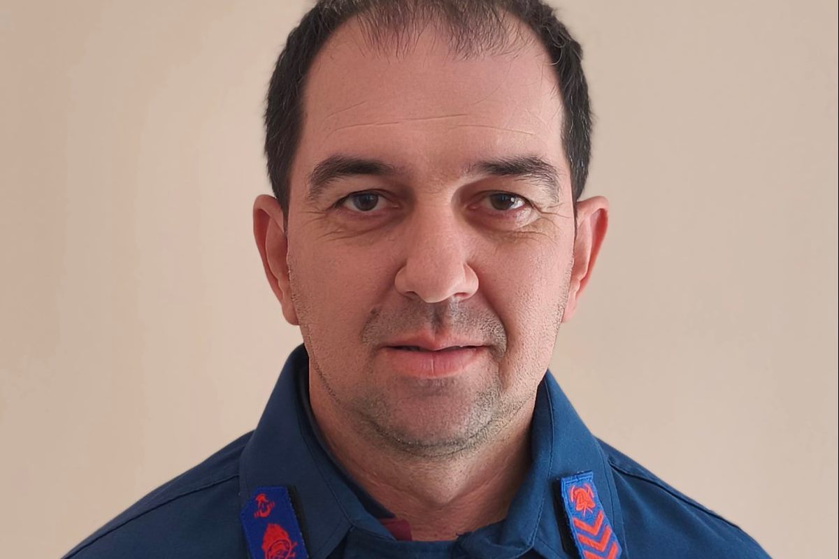 nikos velissaris