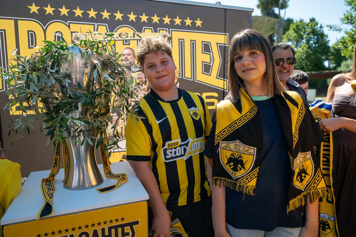 dt aek olumpia 30 of 40