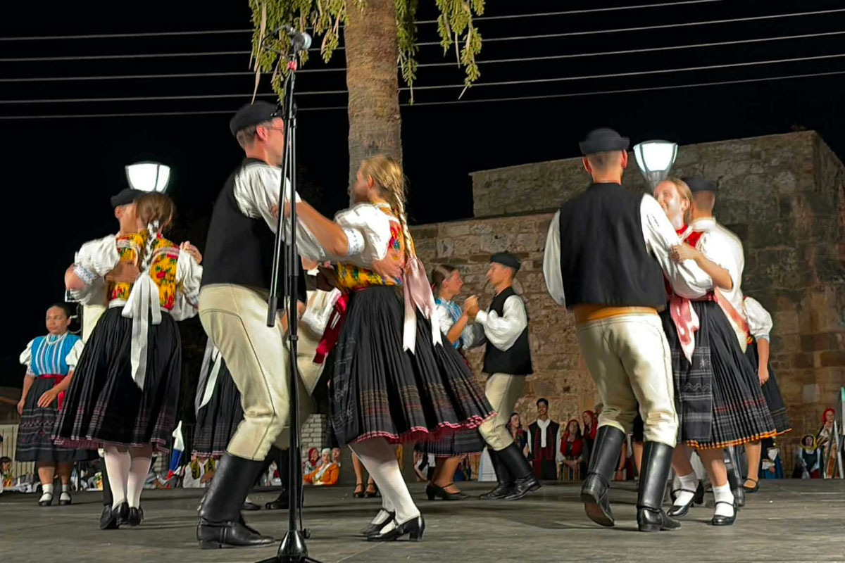 dt festival paradosiakou xorou 2