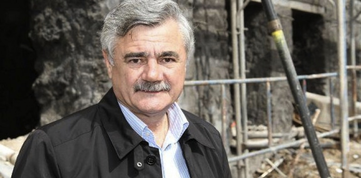 Β. Παναγόπουλος: Μοιραίοι &amp; άβουλοι αντάμα...
