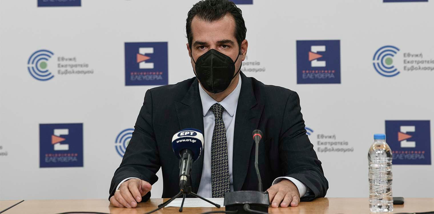 Κορωνοϊός: Καταργείται η μάσκα στα καταστήματα - Παραμένει σε νοσοκομεία, γηροκομεία και μέσα μαζικής μεταφοράς