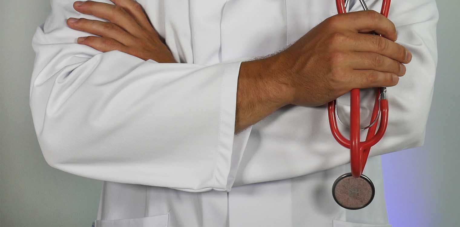 Κορωνοϊός: Ξεκινάει την Τετάρτη 12 Ιανουαρίου η επιστράτευση ιδιωτών γιατρών - Δημοσιεύτηκε το ΦΕΚ