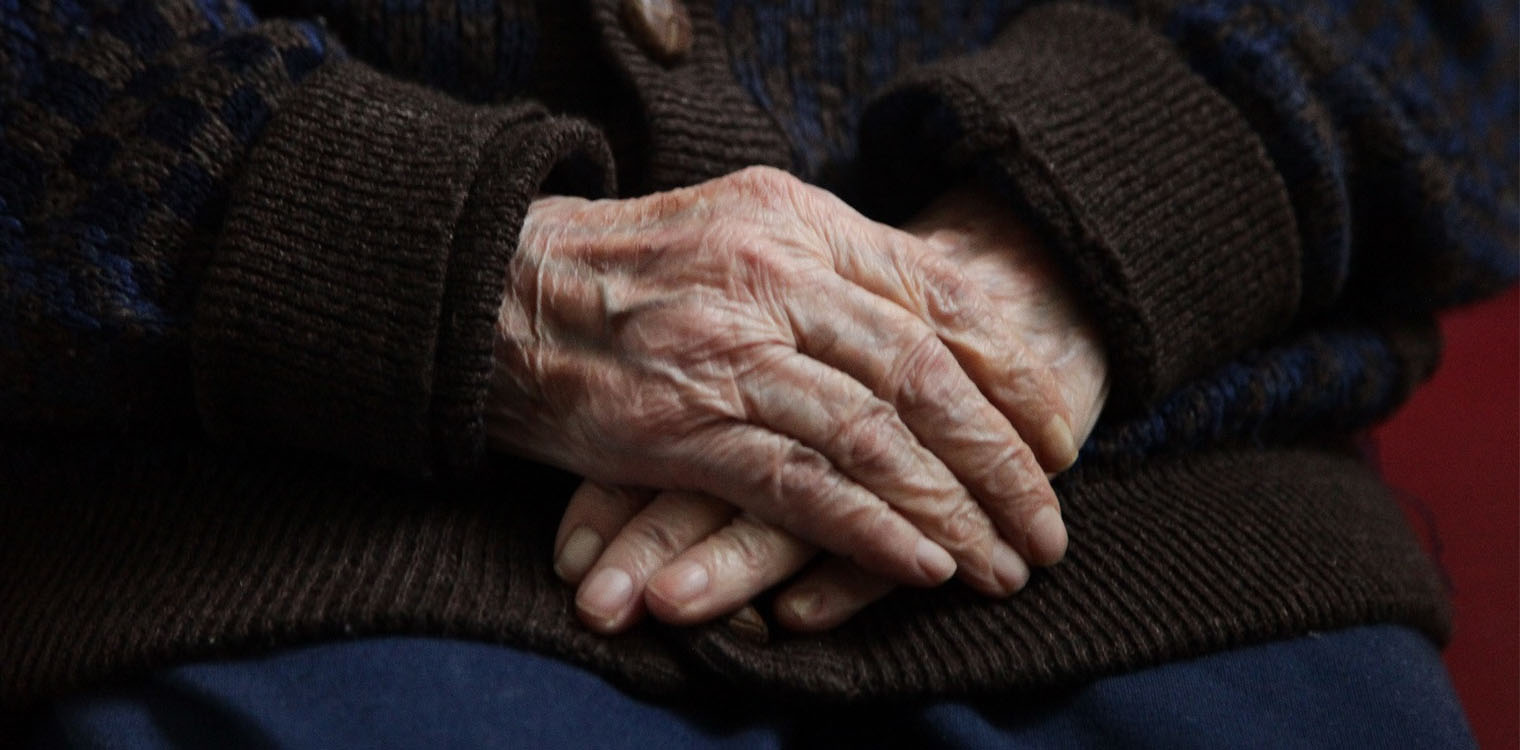 Ηράκλειο: Άγριος ξυλοδαρμός 84χρονης από τον σύζυγό της - Την έσωσαν οι γείτονες