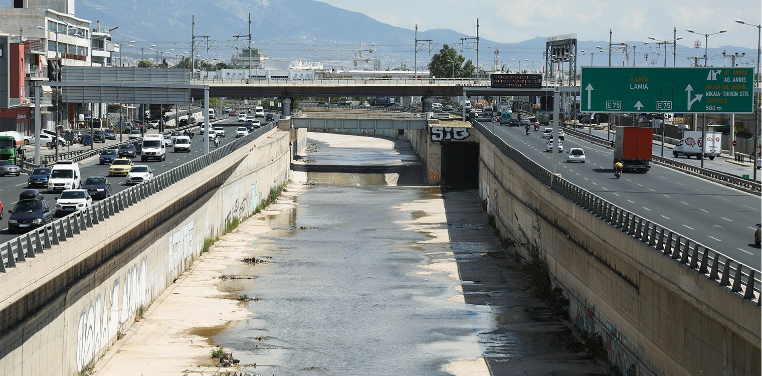 Επικίνδυνος ο Κηφισός για την Αθήνα: Λάθη και μεγάλες καθυστερήσεις άφησαν την πόλη ανοχύρωτη στις πλημμύρες