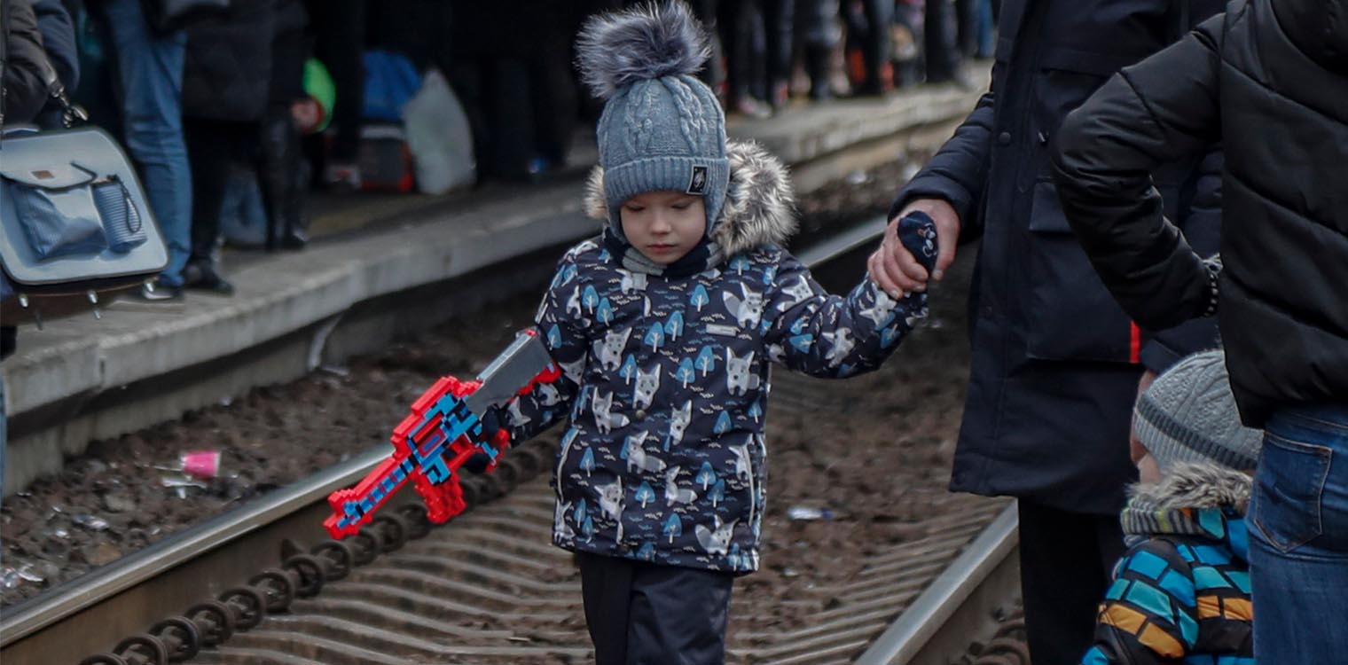 Ουκρανία: Στην αγκαλιά των γονιών τους 17 παιδιά που είχαν απαχθεί από Ρώσους
