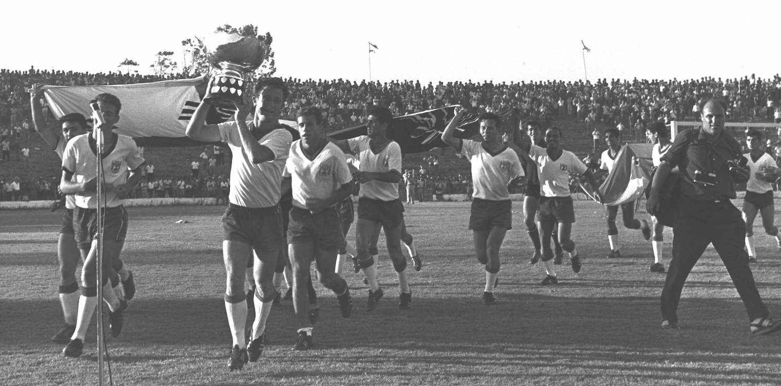 Ασιάτες στην Ευρώπη, Αυστραλοί στην Ασία, Ιάπωνες στην Αμερική!