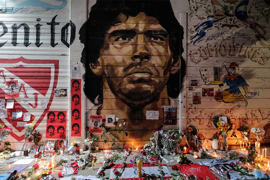 Maradona small2 ape epaJuanIgnacioRoncoroni