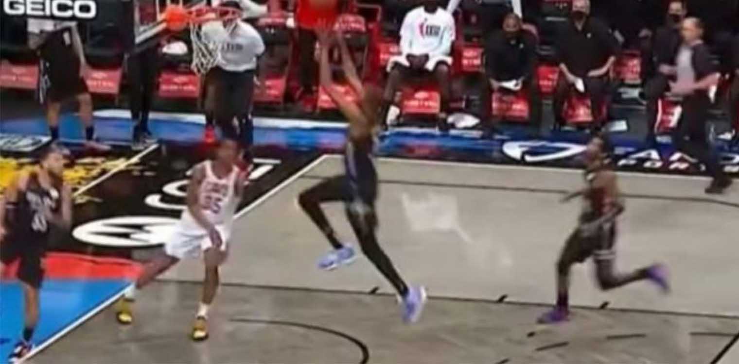 Μπρούκλιν Νετς: Φάση βγαλμένη από το NBA 2K με Τζέιμς και Ντουράντ!