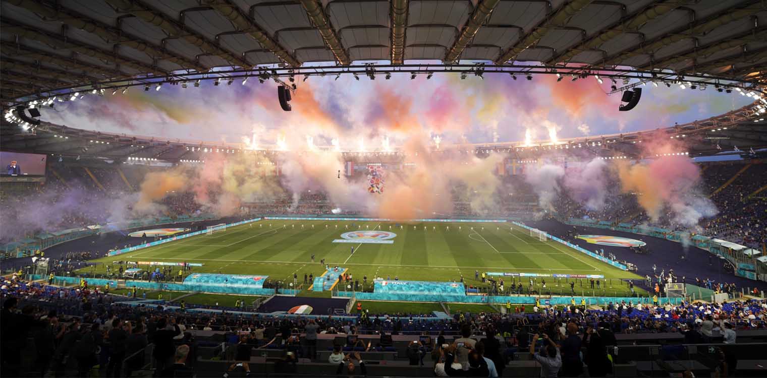 EURO 2020: Η διοργάνωση άρχισε με πυροτεχνήματα και μπαλόνια