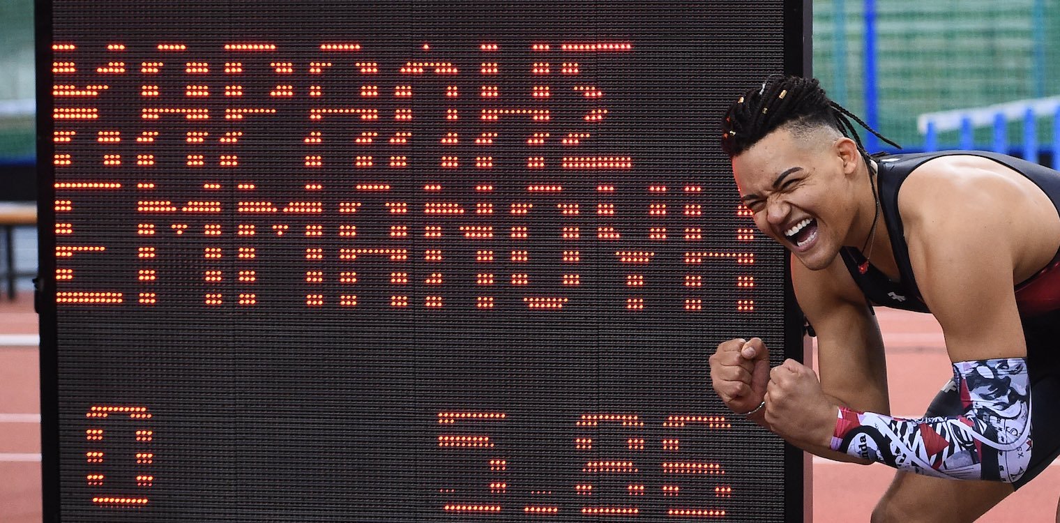 Εμμανουήλ Καραλής: Πανελλήνιο ρεκόρ στον κλειστό στίβο με 5,86μ. από τον Μανόλο