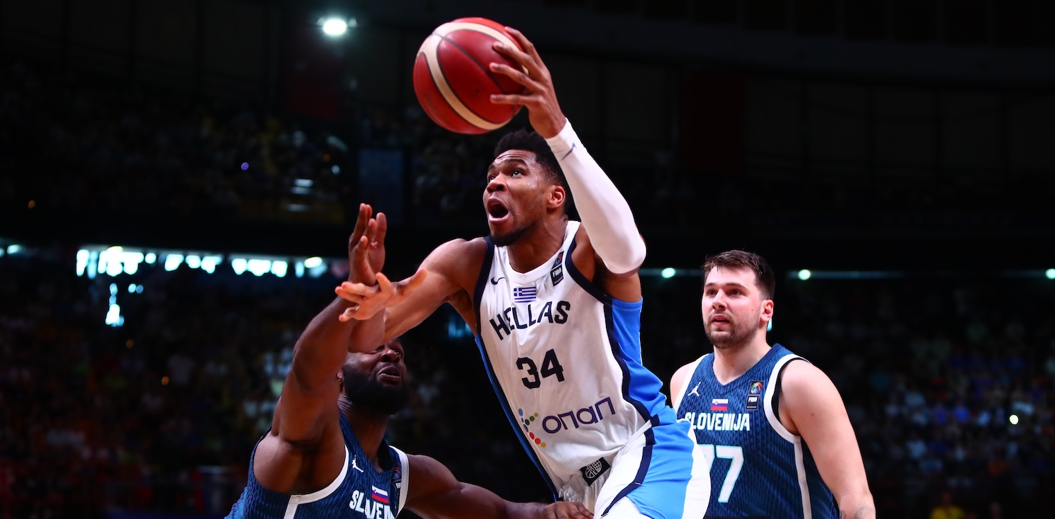 Ελλάδα - Σλοβενία 96-68: Η Εθνική κατάπιε τον Ντόντσιτς με ολοκληρωτική εμφάνιση και αγγίζει τους Ολυμπιακούς Αγώνες