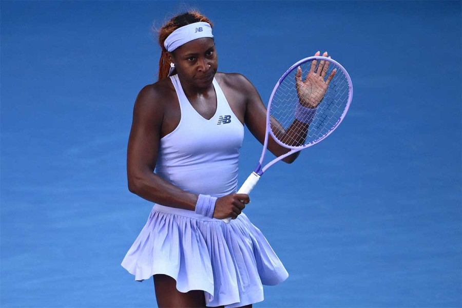 Australian Open: Η Κόκο Γκοφ ξέσπασε στη ρακέτα της μετά τον αποκλεισμό από την Σβιτολίνα (video)