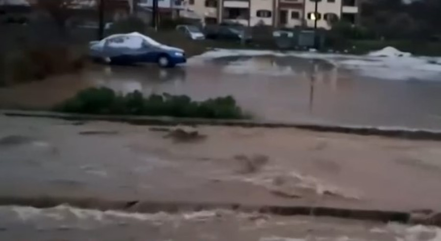 Βιβλική κακοκαιρία στη Λήμνο: Πάνω από 100 τόνοι νερού σε 8 ώρες - Ακατάλληλο το νερό, σε επιφυλακή οι Αρχές