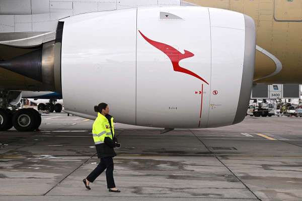 Πτήση της Qantas καθηλώθηκε στη Ρώμη λόγω… κοριών
